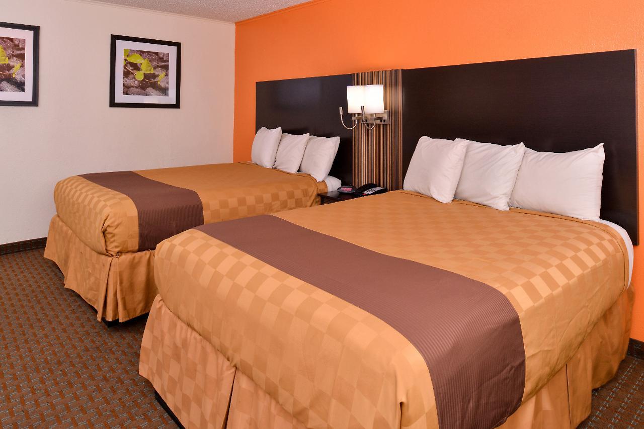 Americas Best Value Inn Ponca City Exterior photo