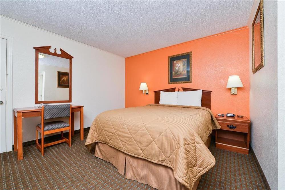 Americas Best Value Inn Ponca City Room photo